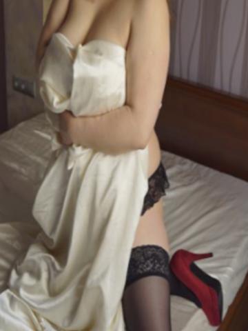 Мила Роскошная Брюнетка фото 3